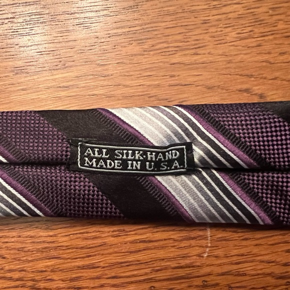 JZ Richard’s Men’s Tie - Picture 4 of 6